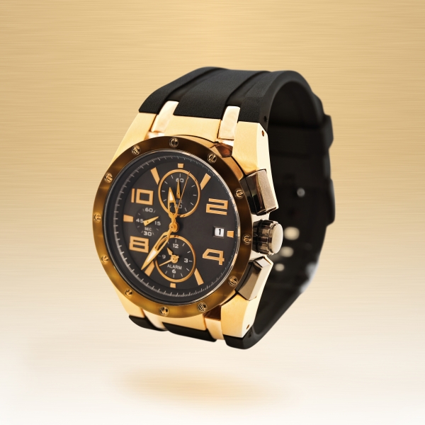 1070034-luxury-man-watch